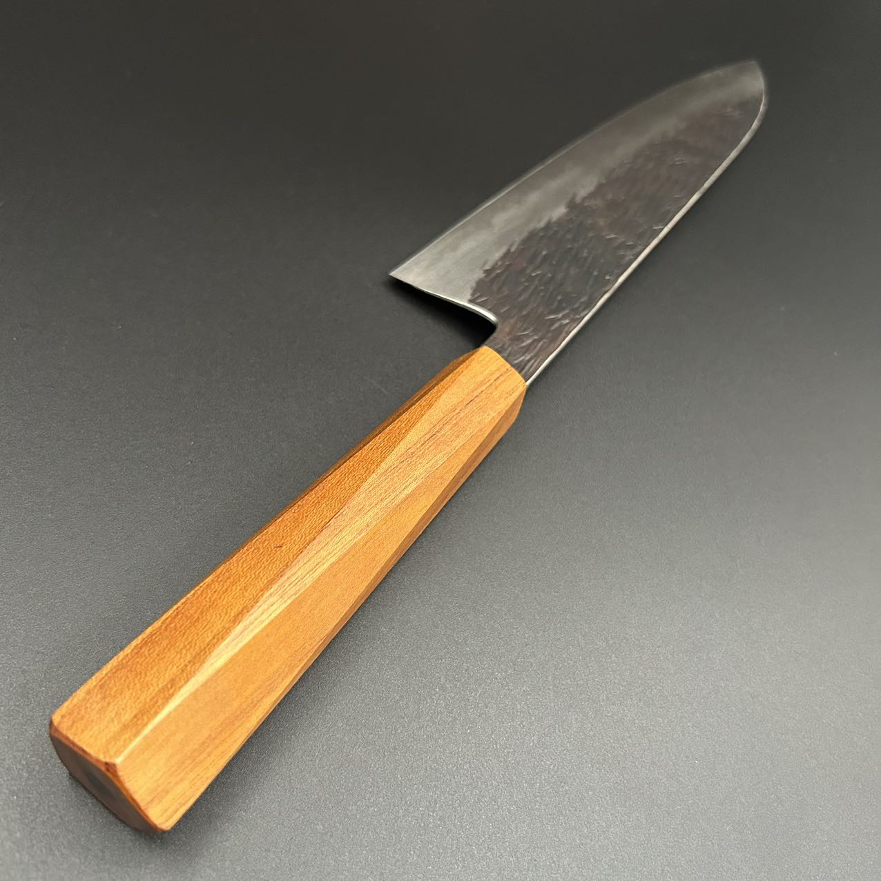 Gyuto White-1 Tsuchime Wood 210mm