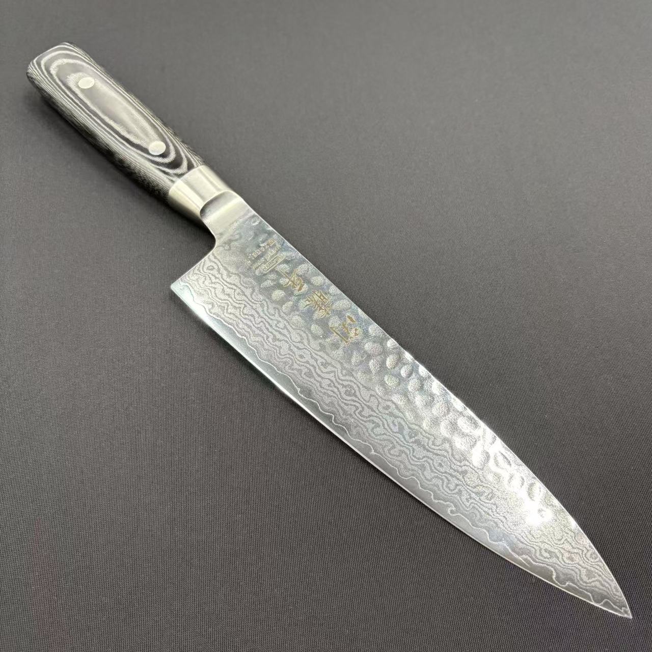 Gyuto VG10 Damascus Tsuchime Western 200mm