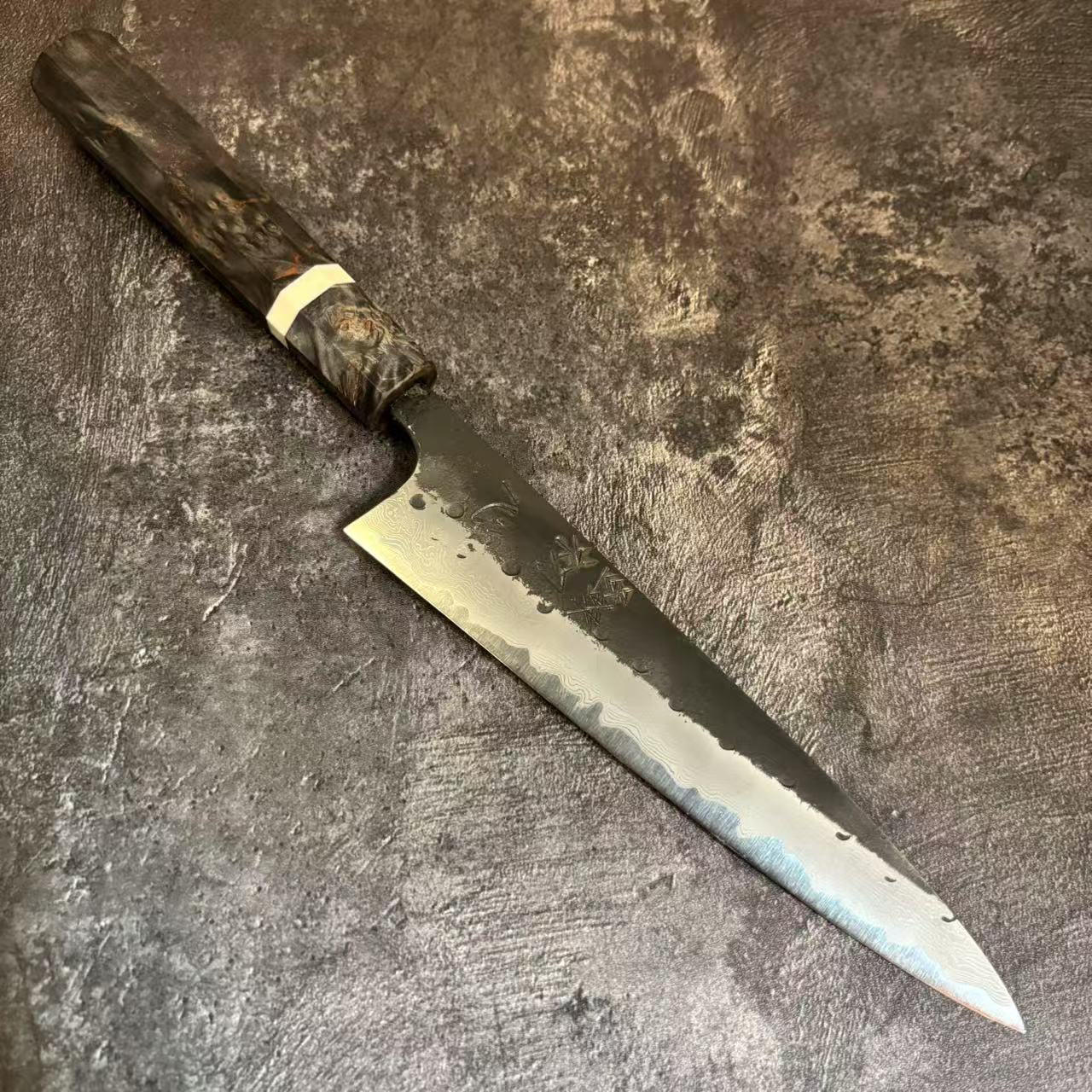 Petty Super-Blue Damascus Maple Resin 150mm