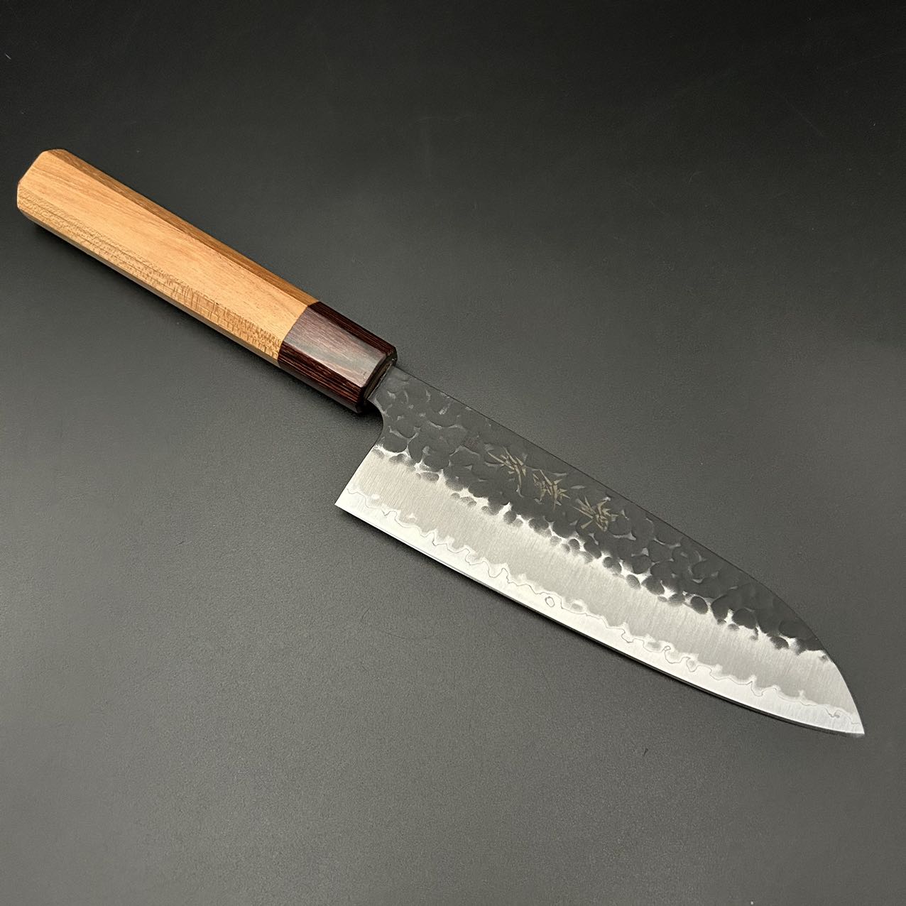 Santoku Super-Blue Tsuchime Kurouchi Cherry 165mm