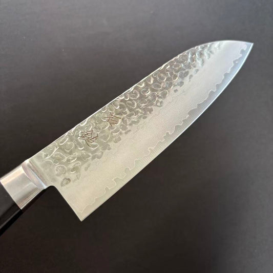 Santoku AUS-8 Tsuchime Damascus Western 165mm